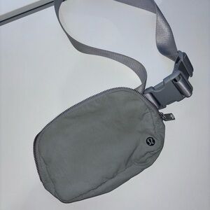 lululemon belt bag